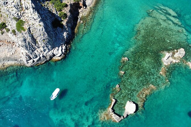 4 Hour Fishing and Swimming Boat Experience in Schisma Eloundas - Key things that make this boat day special