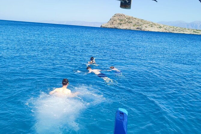 4 Hour Fishing and Swimming Boat Experience in Schisma Eloundas - The flow on the water: fishing first, swimming next