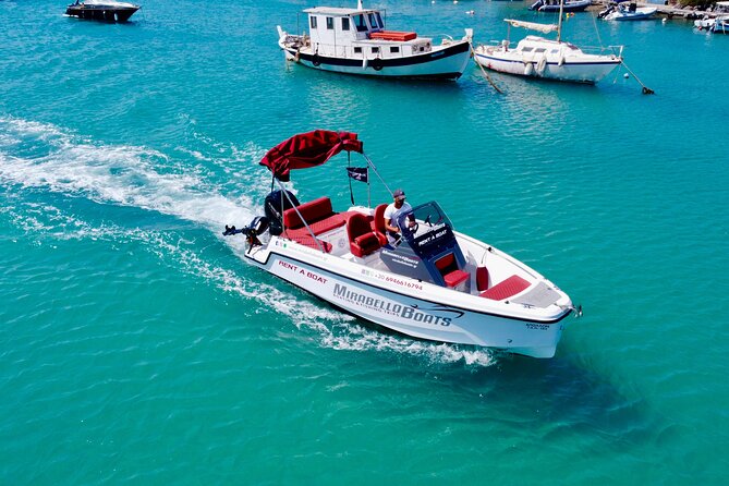 4-Hour Private Boat Rental Without Skipper at Agios Nikolaos - Ease of navigation and the helpful staff touch