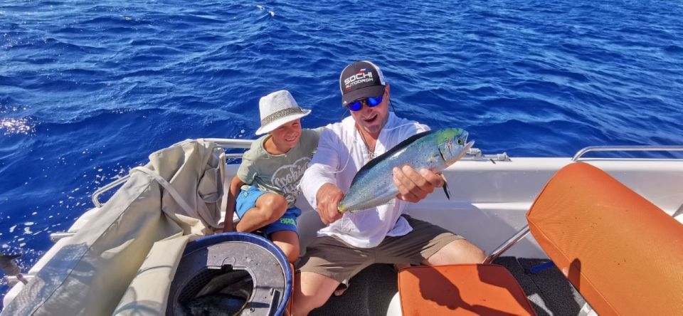 Agios Nikolaos: Mirabello Bay Fishing Trip - Food, drinks, and the comfort extras you’ll notice later
