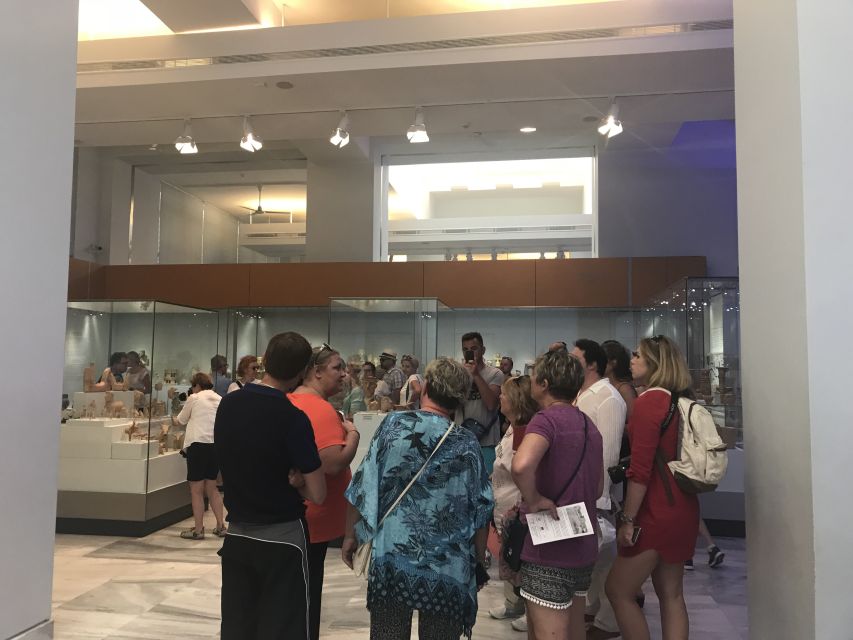 Archaeological Museum of Heraklion: Guided Walking Tour - Your guided path: Neolithic to Roman, with Minoan culture as the spine