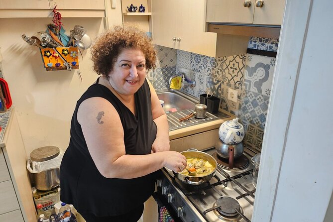 Authentic Cretan Cooking Class in Ozlem’s Home in Crete - How the class actually runs in Ozlem’s home