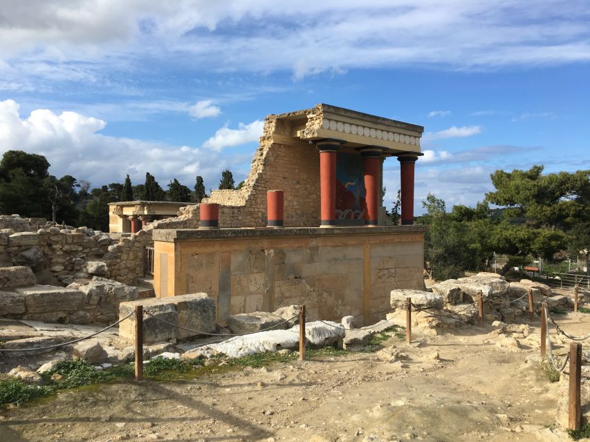 Best of Heraklion : Knossos - Arch.Museum - City tour - Key moments that make this day work