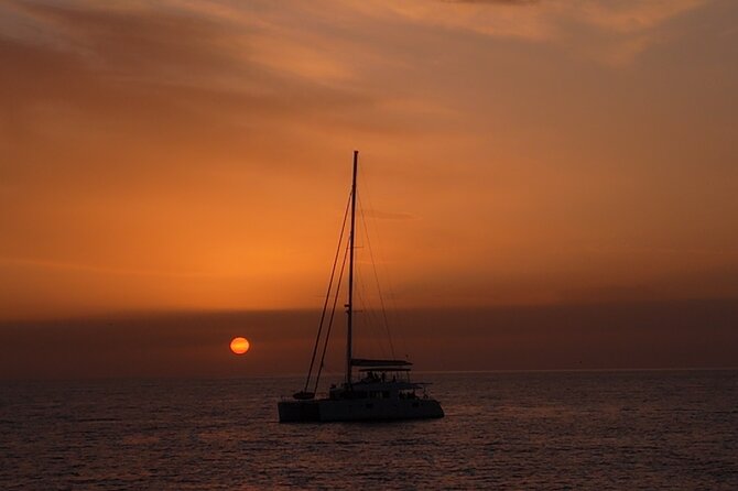 Catamaran Cruise to Dia Island with Meal and Water Activities - Food and drinks: a real included lunch, not just a snack