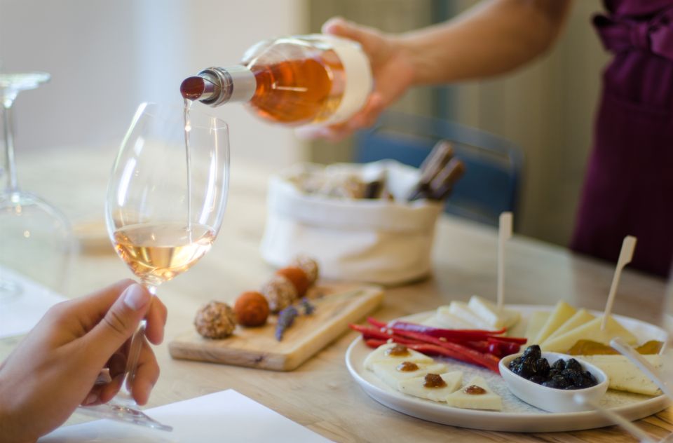 Chania: 5-Wine Tasting with Locals in Village near Kissamos - Entering West Chania’s slower pace (and why it matters)