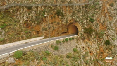 Chania: Elafonissi Beach Superb Semi Private Bus Tour - The 17-Seat Minibus and Hotel Pickup: Comfortable, Not Chaotic