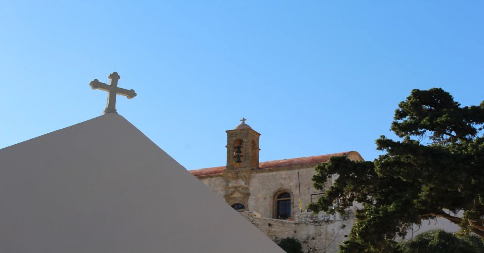 Chania Monasteries Private Tour: A Greek Orthodoxy Tribute - The underground twist: St. Spyridon below ground