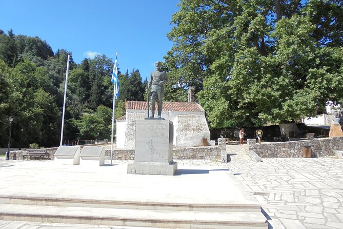 Chania Nature & Villages, White Mountains & Unique Cretan Lunch - Lakki lunch: the one stop you should savor