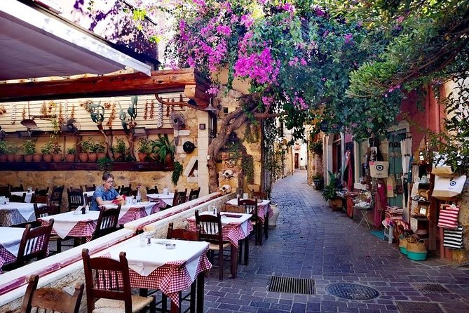 Chania old town, mountains, restaurant Private Tour (group of 6) - Price for a Private Group of Up to 6: When This Feels Like a Win