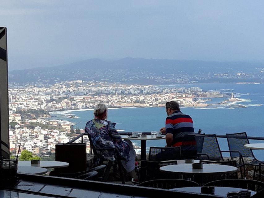 Chania: Private Guided Food and Wine Walking Tour with Lunch - Free Time in Old Town: Shopping and Sightseeing Without Pressure
