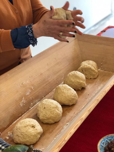 Chania Sourdough Bread Class - Olive Oil Tasting - Who this class suits best