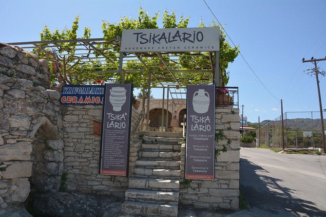 Cretan Stories – A Journey Through History and Tradition - Tsikalario Cretan ceramics: watching the making happen