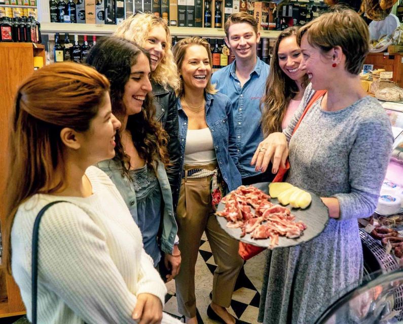 Crete: Heraklion Food and City tour - Meeting Mrs Ralou at Heraklion Archaeological Museum