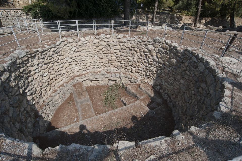 Crete: Knossos Palace and Lassithi Plateau Day Tour - Money and value: what $56 really buys you