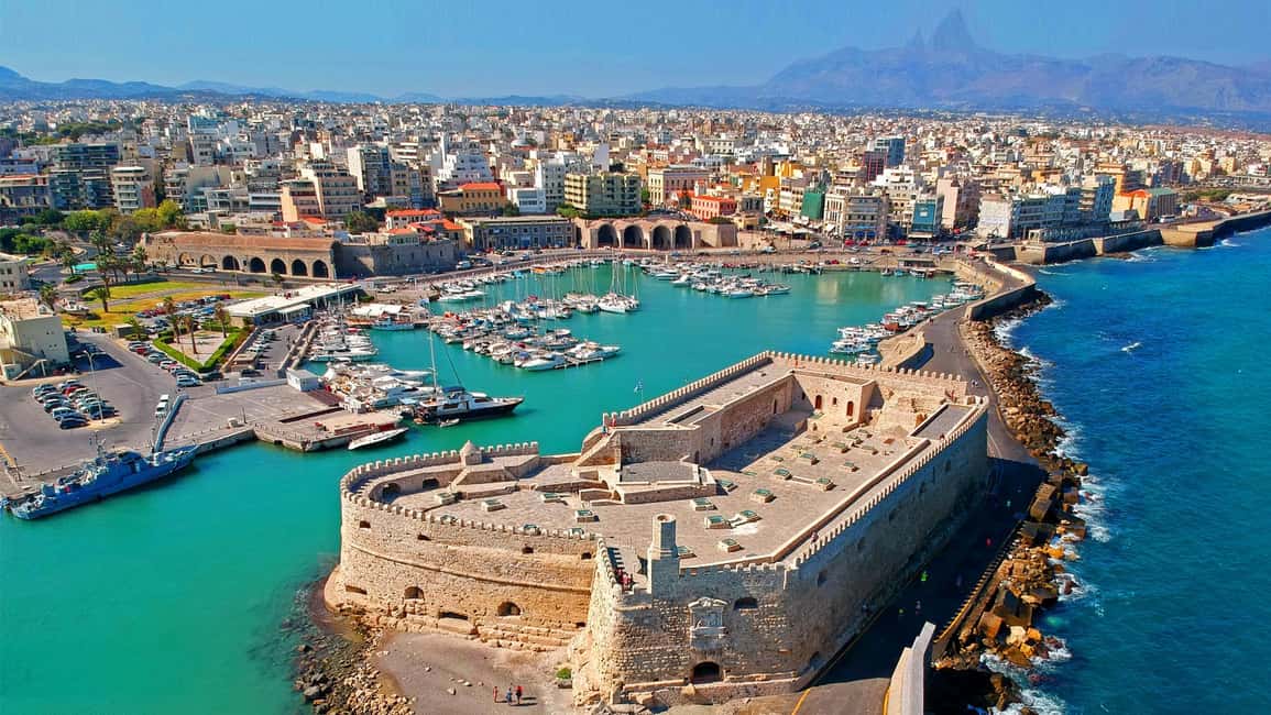 Crete: Private Tour with Classic Mercedes/ Choose a Daytrip - Classic Mercedes comfort that makes the island feel personal