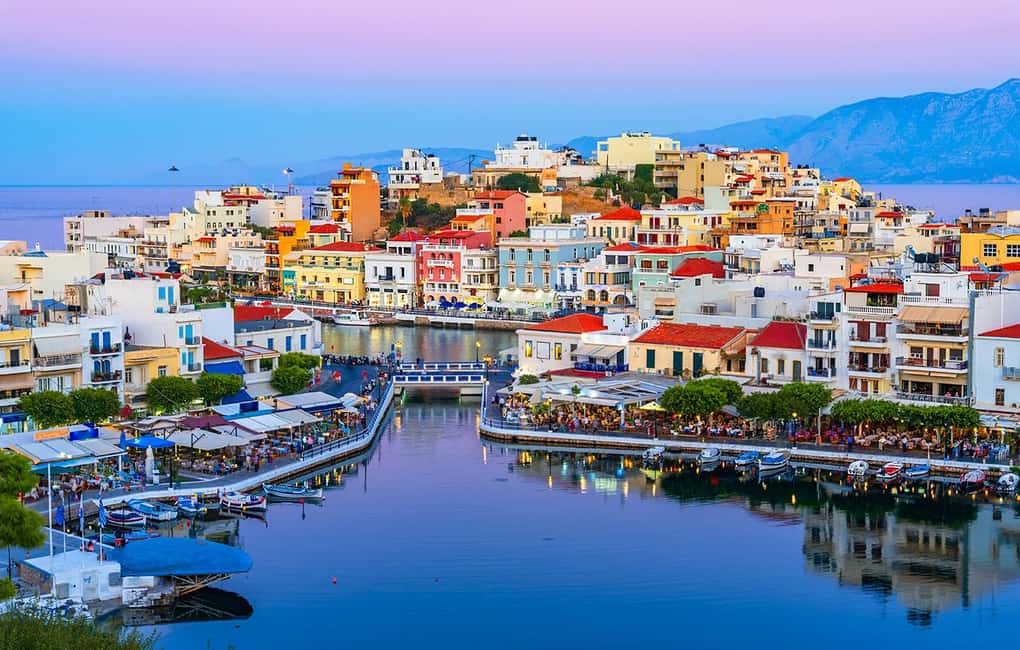 Crete: Private Tour with Classic Mercedes/ Choose a Daytrip - Heraklion and Knossos: big archaeology plus Spilia nature time