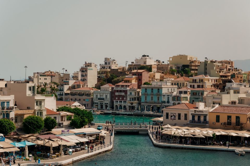 Crete: Spinalonga Boat Tour with BBQ & Agios Nikolaos - Agios Nikolaos and Lake Voulismeni: the calm landing after the tour