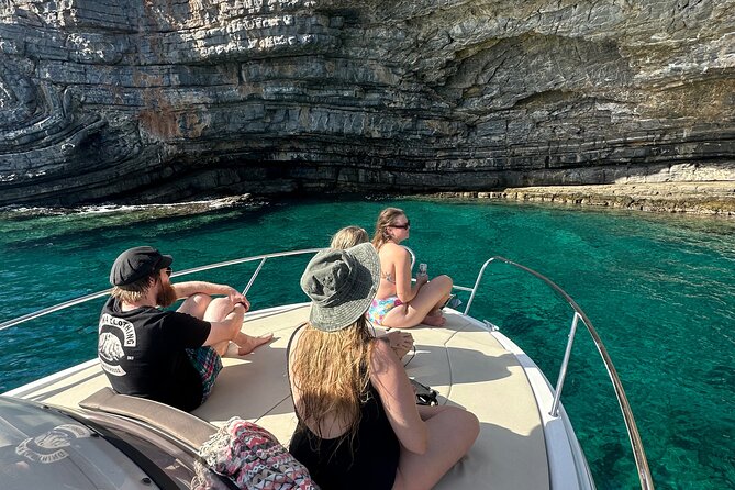 Crete Yacht Cruises 6-hours private Guided Cruise in Ag. Nikolaos - Comfort and practical notes that matter on a power boat
