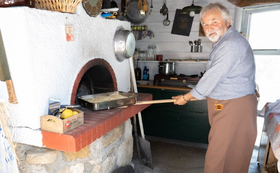 Dining In Rethymno: An Evening Of Cretan Cooking - The menu you’ll learn: Cretan favorites in appetizer-to-sweet order