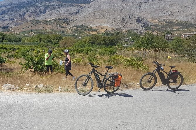 Discover the unknown side of Crete by E-Bike - First leg: FORTH, the University area, and quiet roads out of town