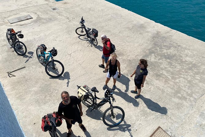 E-Bike Tour with Wine Tasting in Dafnes, Heraklion - Stop 1: Gournes on a hill with major view payoff