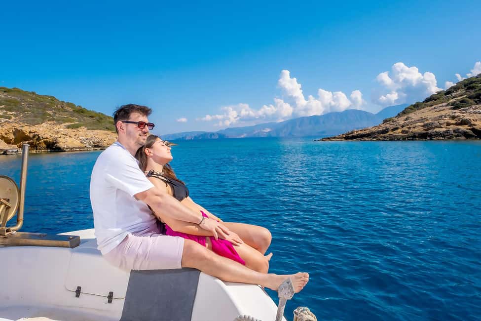 Fishing Trips Agios Nikolaos - Service style onboard: Captain Kostas and the friendly family approach