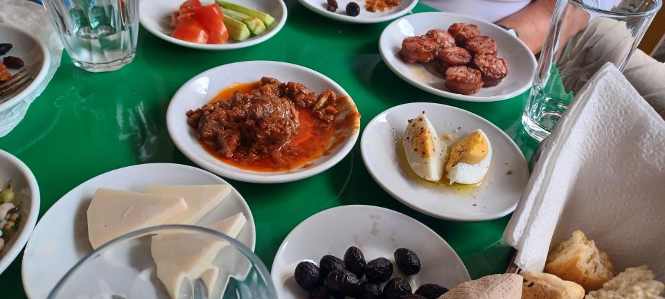 Food Tour in Heraklion – Discover Cretan Flavors - Why this Heraklion food tour is a smart way to start