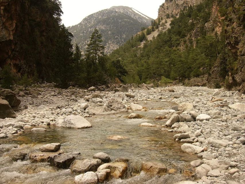 From Agia Galini/Matala: Samaria Gorge Hiking Tour - The 18 km Samaria Gorge hike: how hard is it?