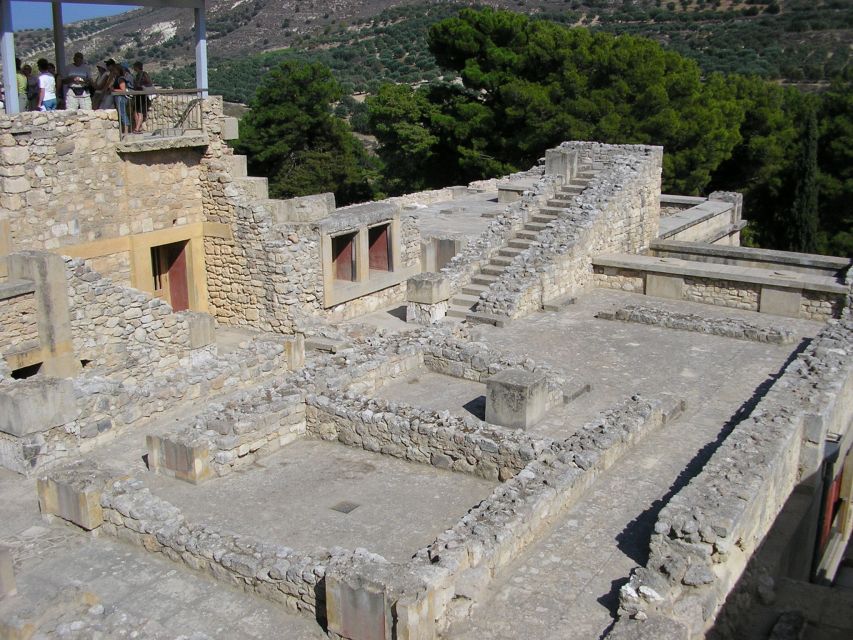 From Chania: Full-Day Heraklion Highlights Guided Tour - Who should book this day trip from Chania