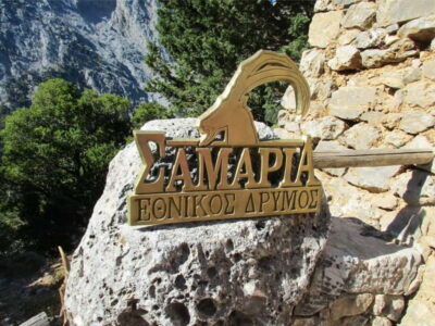 From Chania: Full-Day Samaria Gorge Trek Excursion & Guide - Entering Samaria Gorge: the hike is the point