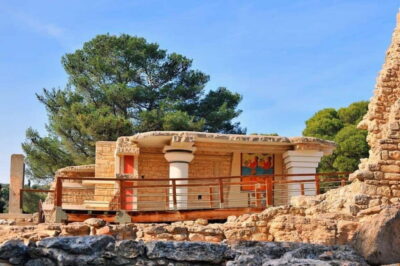 From Chania & Rethymno: Knossos Palace & Heraklion City Tour - Heraklion Free Time: markets, harbor, and easy self-plans