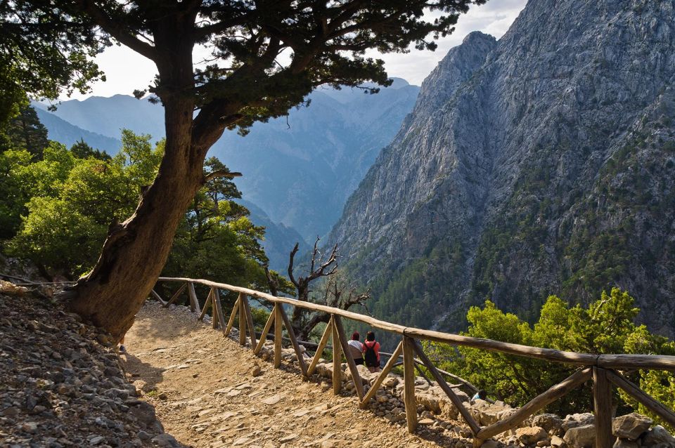 From Chania/Rethymno: Samariá Gorge Guided Hike with Pickup - What Really Makes This Hike Hard (and How to Survive It)