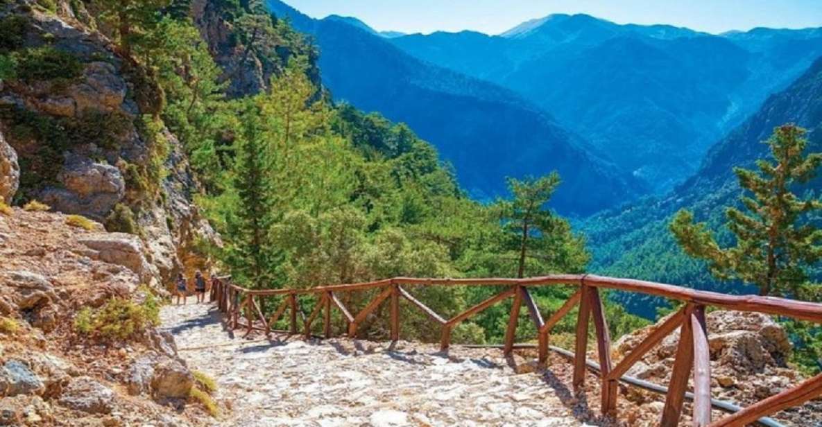 From Chania: Samariá Gorge Guided Hike - Arriving at the entrance: staircase start and first decisions