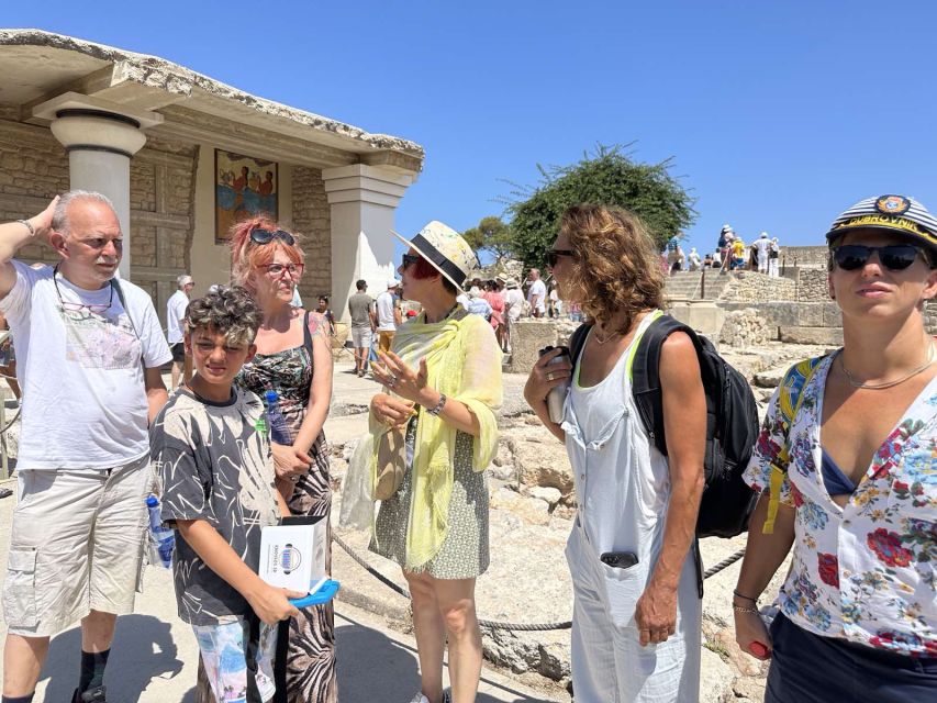 From Heraklion: Knossos Palace Entry Ticket and Private Tour - The Throne Room moment: why people call Knossos advanced