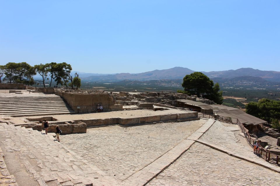 From Heraklion: South Crete Festos and Matala with Lunch - Who this tour suits best