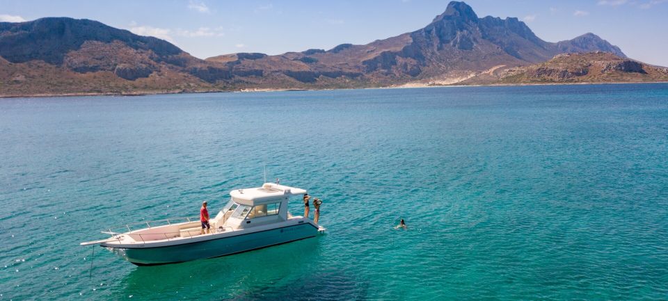 From Kissamos: Private Boat Cruise to Historic Pirate Island - Private boat day from Kissamos port: what makes it work