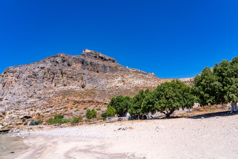 From Kissamos: Private Boat Cruise to Historic Pirate Island - The 1968 shipwreck spot: why you’ll care about more than scenery