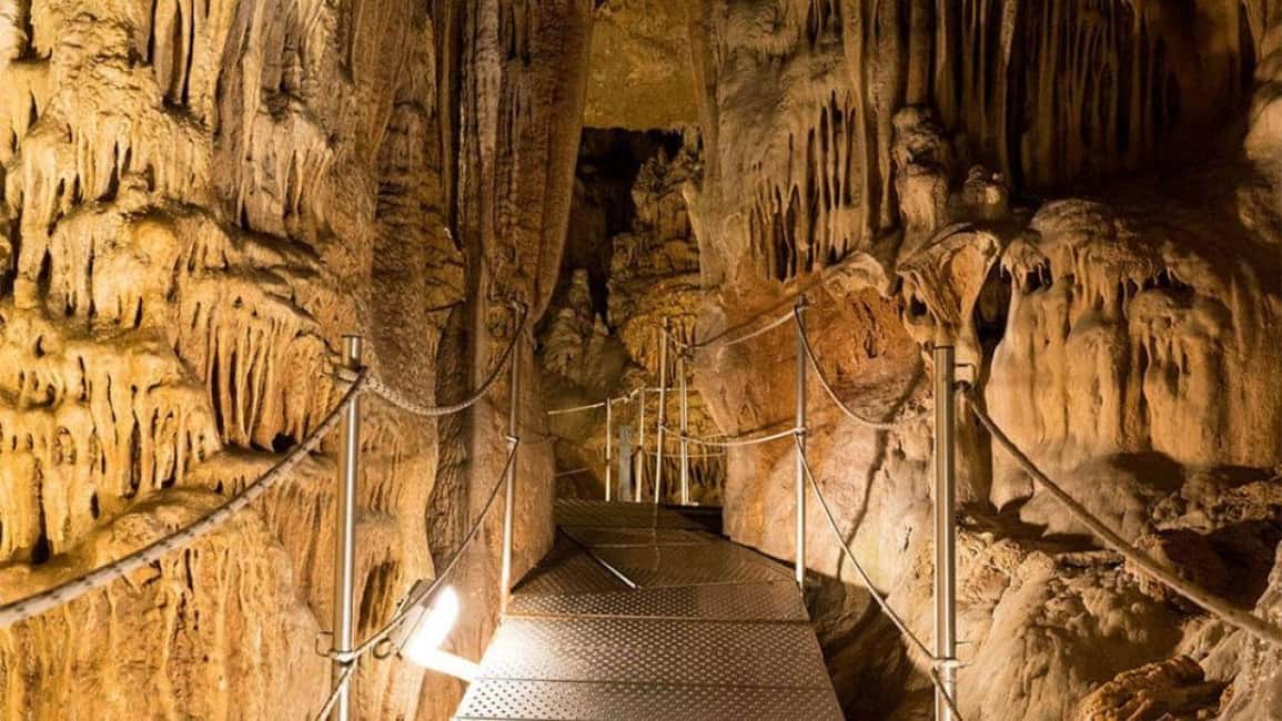 From Rethymno: Arkadi, Margarites, Melidoni Cave, and Axos - Eleutherna viewpoints stop: stretch your legs and reset