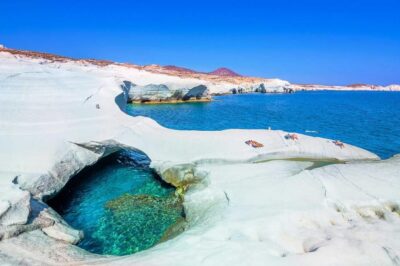 From Rethymno :Full-Day Trip Milos Island (Plaka,Sarakiniko) - Plaka, Milos: white Cycladic streets and the views that make it worth it