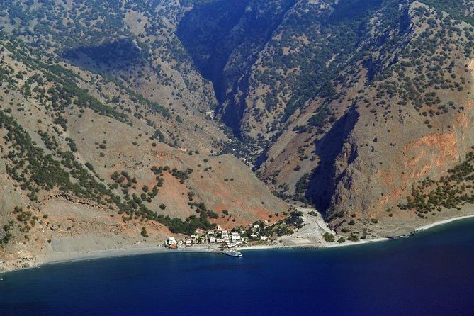Full Day Tour Samaria Gorge From Rethymno - The payoff at the end: ferry ride, swimming, and why a bathing suit wins