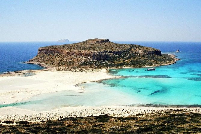 Gramvousa Island and Balos Bay Full-Day Tour from Heraklion - The boat ride reality: seating, crowding, and comfort