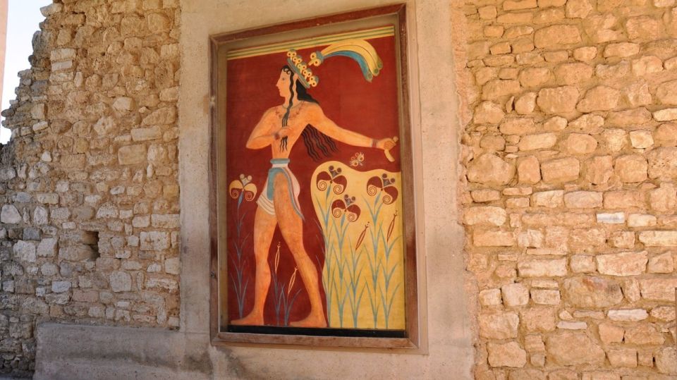 Heraklio:Knossos Palace-Museum-Heraklio ALL IN SKIP The line - Heraklion free time: medieval streets, coffee, and real break energy
