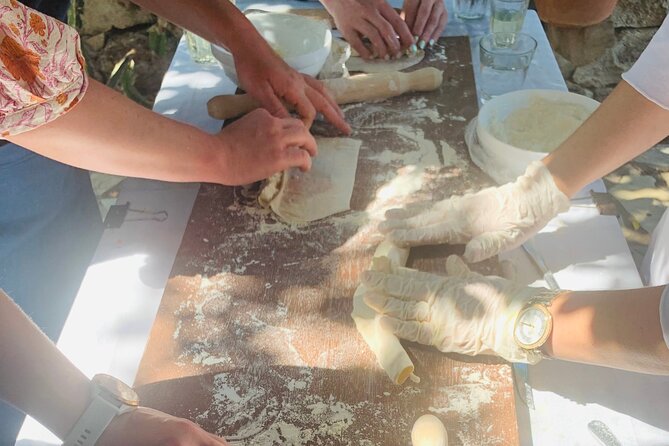 Heraklion: Cretan private cooking lesson with lunch in Arolithos - Hands-on Cretan recipes you can actually repeat at home
