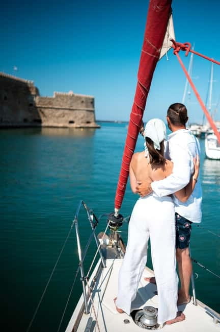 Heraklion: Dia Island Sunset Boat Tour with Dinner - Heraklion to Dia Island: why this sunset sail feels special