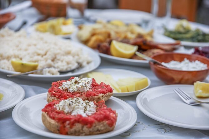 Heraklion: Ebike City tour - Food tasting & Wine tasting - Eleftherias Square and shopping time on the move