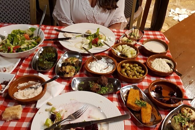 Heraklion Food & City Tour Crete - The Traditional Tasting Stop: Where the Tour Becomes a Meal