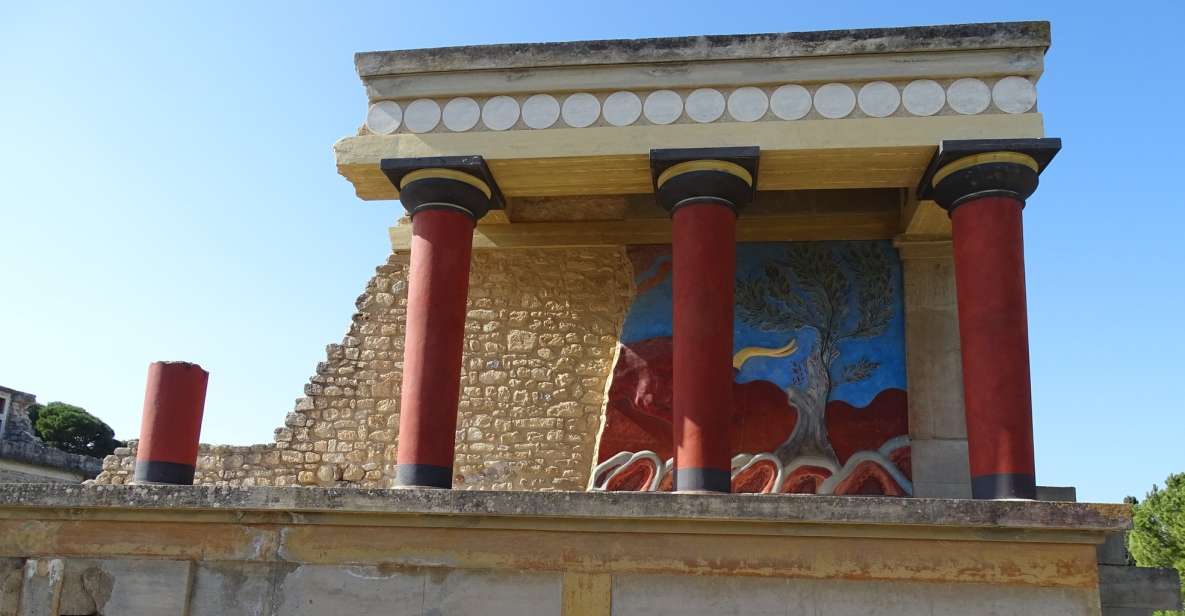 Heraklion: Knossos Palace, Zeus Cave & Oil Mill Private Tour - Lunch in a family taverna: optional, but plan around it