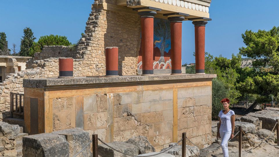 Heraklion: Knossos Private Guided Tour & Skip-the-Line Entry - Value Check: Is $206 Worth It?