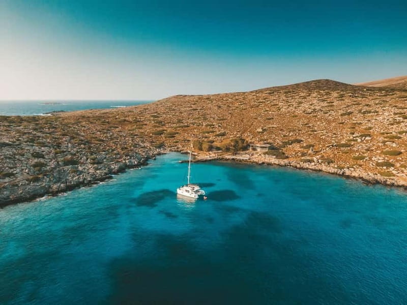 Heraklion: Luxury Catamaran Cruise to Dia Island with Lunch - Lunch and Drinks on Board: What Makes This Feel Like a True Day Out