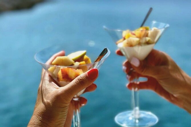 Heraklion: Private Catamaran Cruise to Dia with Meal & Drinks - Key highlights you’ll care about